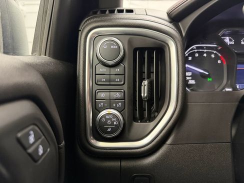 Used 2020 GMC Sierra 1500 Elevation w/ Elevation Value Package AWD/4WD image 32