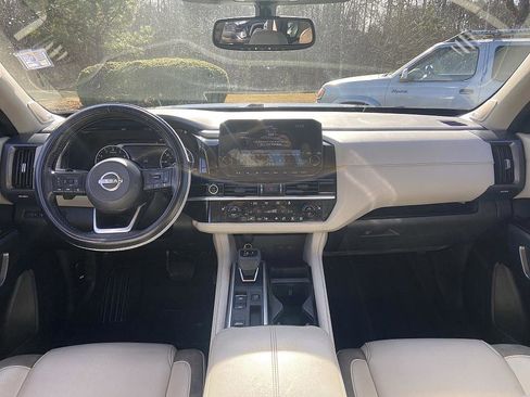 Certified 2022 Nissan Pathfinder SL w/ SL Premium Package image 16