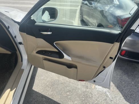 Used 2008 Lexus IS 250 image 9