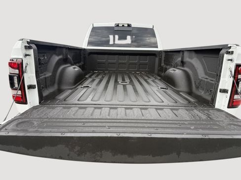 Used 2024 RAM 3500 Limited w/ Night Edition AWD/4WD image 16