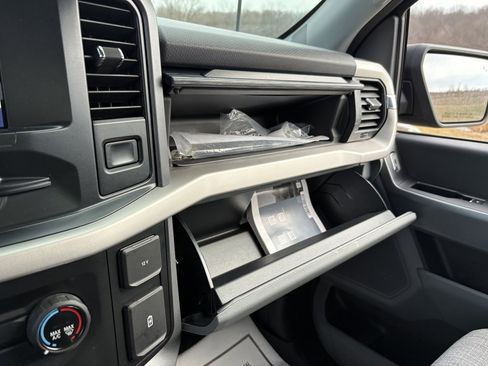 Used 2021 Ford F150 XLT image 36