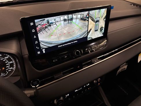 New 2026 Mitsubishi Outlander AWD image 13