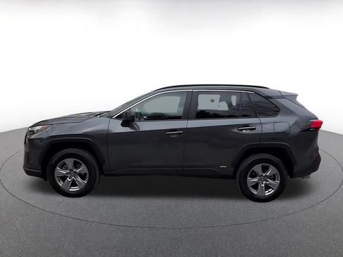 Used 2025 Toyota RAV4 LE image 9