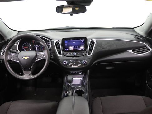 Used 2023 Chevrolet Malibu LT image 19