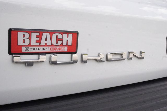 Used 2024 GMC Yukon XL SLT w/ SLT Premium Package AWD/4WD image 38