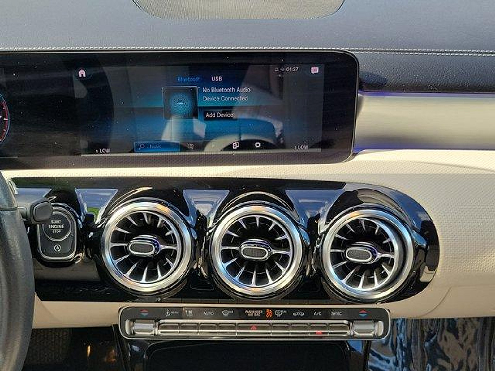 Used 2022 Mercedes-Benz CLA 250 image 17