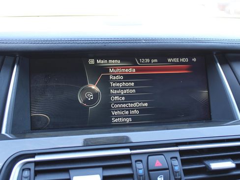 Used 2013 BMW 740Li image 22
