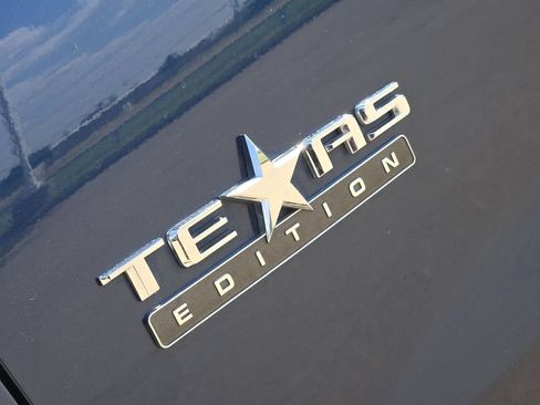 Used 2021 Chevrolet Silverado 1500 RST AWD/4WD image 32
