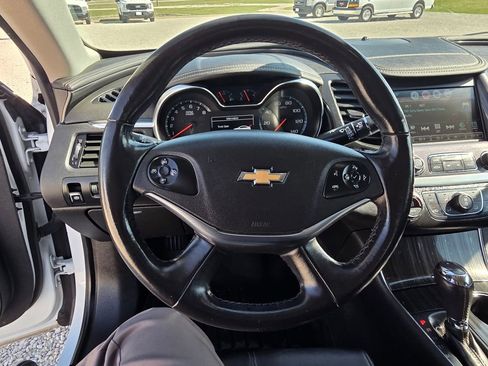 Used 2020 Chevrolet Impala LT FWD image 15