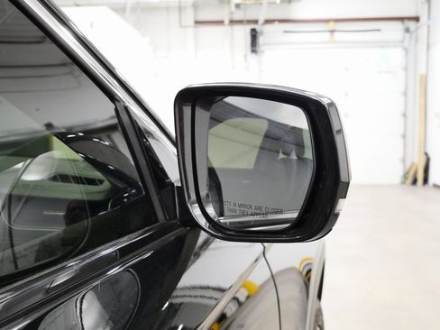 Used 2023 Jeep Grand Cherokee Limited w/ Luxury Tech Group II image 37