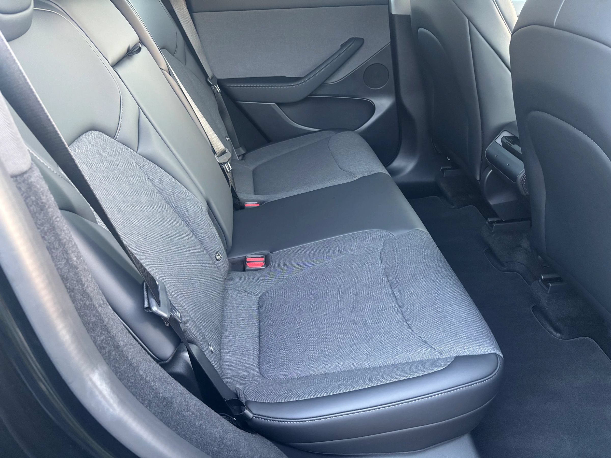 Used 2026 Tesla Model Y 2WD image 13