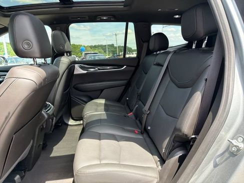 Used 2024 Cadillac XT6 Premium Luxury AWD/4WD image 57