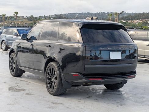 Used 2023 Land Rover Range Rover SE image 7