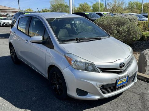 Used 2014 Toyota Yaris L image 1