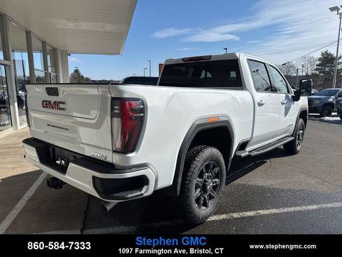 New 2026 GMC Sierra 2500 AT4 w/ AT4 Premium Plus Package image 7