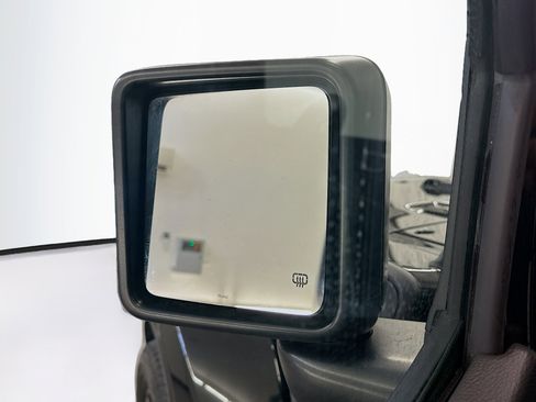 Used 2023 Jeep Wrangler Sahara w/ Cold Weather Group image 16