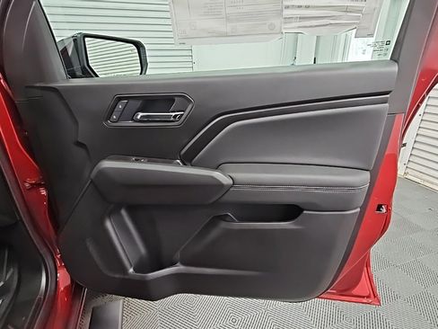 New 2026 GMC Canyon Elevation w/ Convenience Package image 40