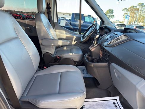 Used 2017 Ford Transit 150 XL image 23