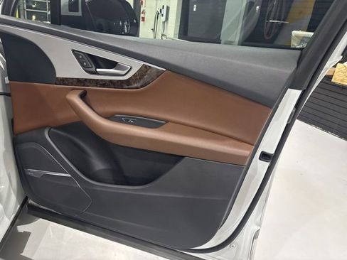 Used 2019 Audi Q7 2.0T Premium Plus image 34