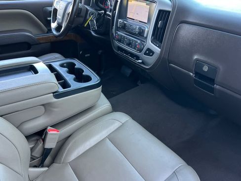 Used 2018 GMC Sierra 1500 SLT w/ SLT Premium Package image 16