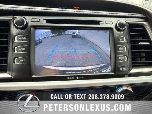 Used 2015 Toyota Highlander XLE FWD image 18