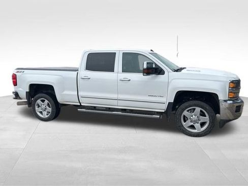 Used 2015 Chevrolet Silverado 2500 LTZ w/ Duramax Plus Package image 4