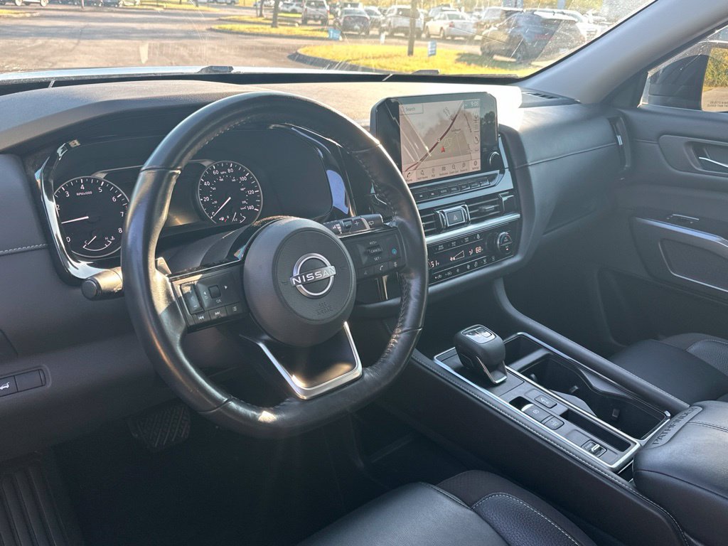 Used 2022 Nissan Pathfinder SL w/ Cargo Package FWD image 15