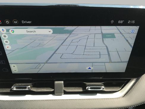 Used 2026 Chevrolet Equinox LT w/ Convenience Package II AWD/4WD image 12
