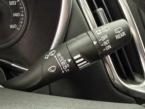 Used 2022 Chevrolet Equinox LT AWD/4WD image 13
