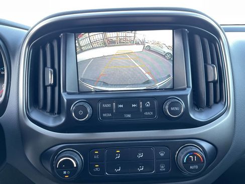 Used 2016 Chevrolet Colorado Z71 image 18