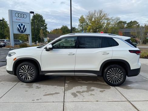 New 2025 Volkswagen Tiguan S image 13