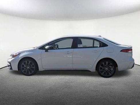 New 2026 Toyota Corolla SE w/ SE Package FWD image 8