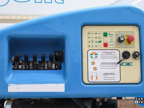 Used 2019 Ford F650 2WD Regular Cab Super Duty image 11