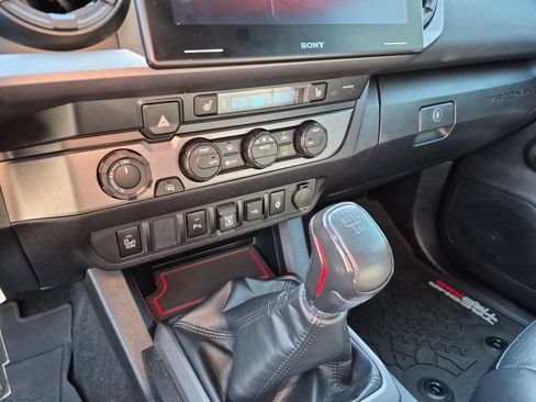 Used 2023 Toyota Tacoma TRD Pro AWD/4WD image 29