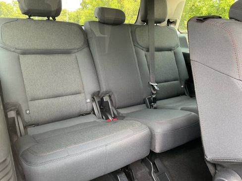 Used 2025 Ford Expedition Active RWD image 24
