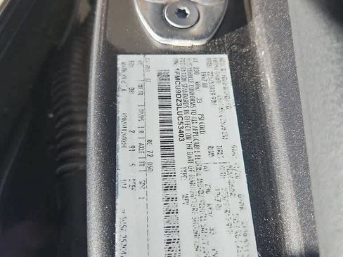 Used 2020 Ford Escape Titanium AWD/4WD image 21