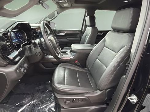 Used 2023 Chevrolet Silverado 1500 LTZ w/ LTZ Premium Package image 18