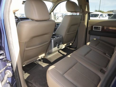 Used 2010 Ford F150 Lariat image 12