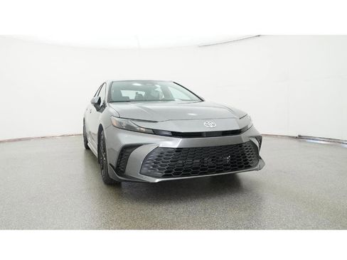 New 2026 Toyota Camry SE image 30