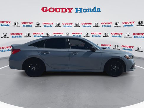 Used 2024 Honda Civic Sport image 9