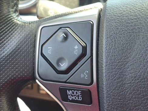 Used 2017 Toyota Tacoma Limited w/ Tow Package AWD/4WD image 12