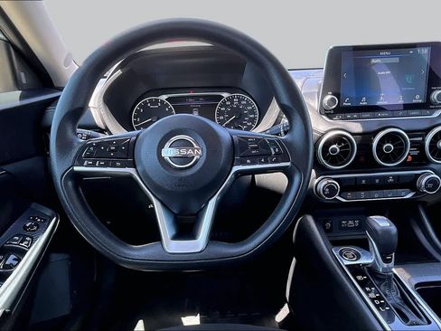Used 2025 Nissan Sentra SV FWD image 6