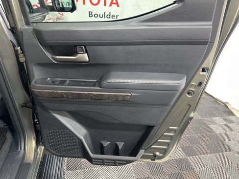 Used 2024 Toyota Tacoma Limited w/ Limited Package (LT) image 14