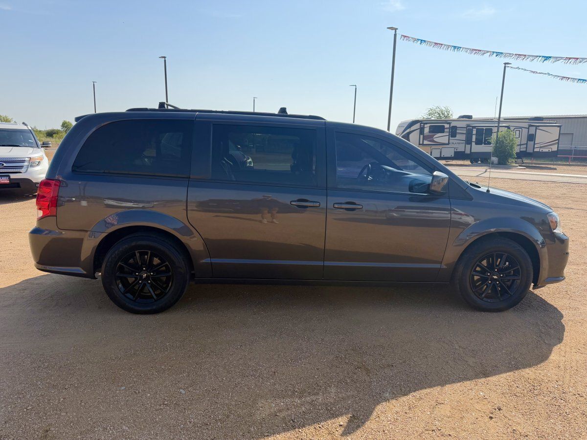 Used 2019 Dodge Grand Caravan GT FWD image 6