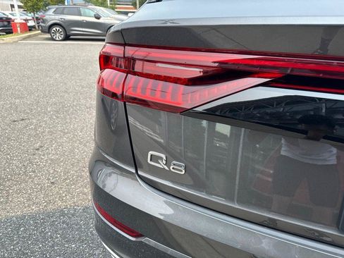 Used 2023 Audi Q8 Premium Plus AWD/4WD image 12