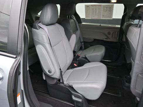 Certified 2024 Toyota Sienna XLE AWD/4WD image 26