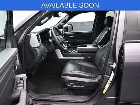 Used 2023 Toyota Tundra Platinum image 9