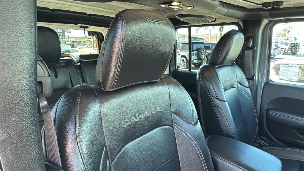 Certified 2023 Jeep Wrangler Unlimited Sahara AWD/4WD image 15