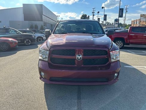 Used 2019 RAM 1500 Express w/ Express Value Package AWD/4WD image 2