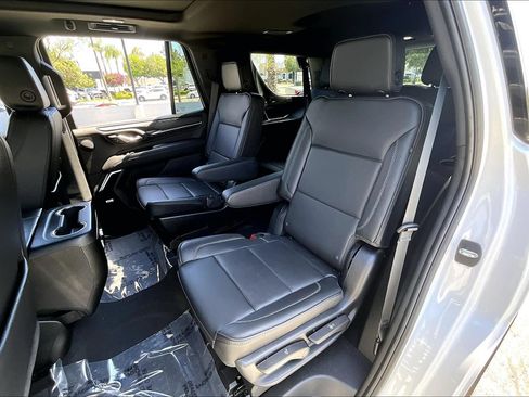 Used 2024 GMC Yukon Denali AWD/4WD image 19